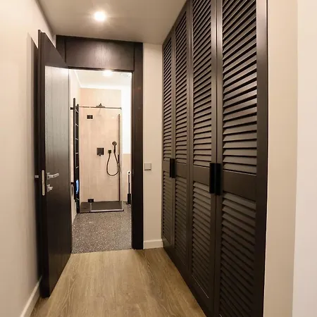 501 Apartment *